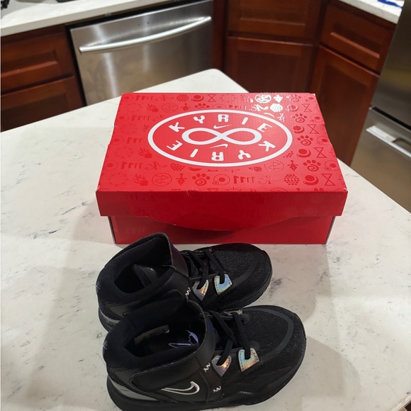 Nike Kyrie Infinity 'Fire and Ice' (TD) Size Sneaker Shoe 8c-10c NWB DD0333-005 - Picture 5 of 6